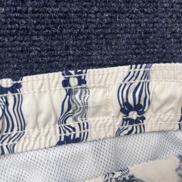 PacSun Swim Trunks Mens‎ XL Blue White Wavy Stripe Floral Lined Shorts Beach - Picture 4 of 11